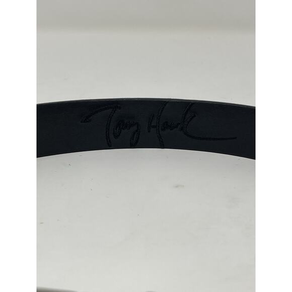 Tony Hawk Leather Belt Small 22" - 24" Boys Small Buckel Double Prong Reversible - Picture 2 of 10